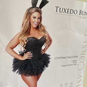 3pc Tuxedo Bunny 3XL-XL Halloween